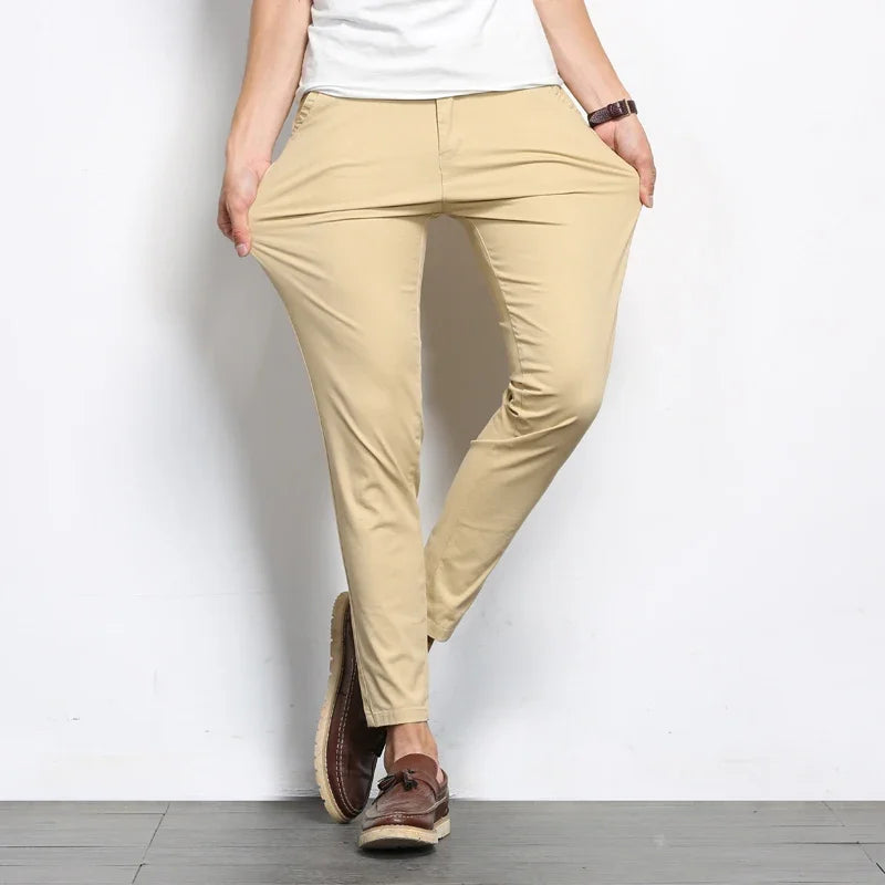 Calça casual masculina