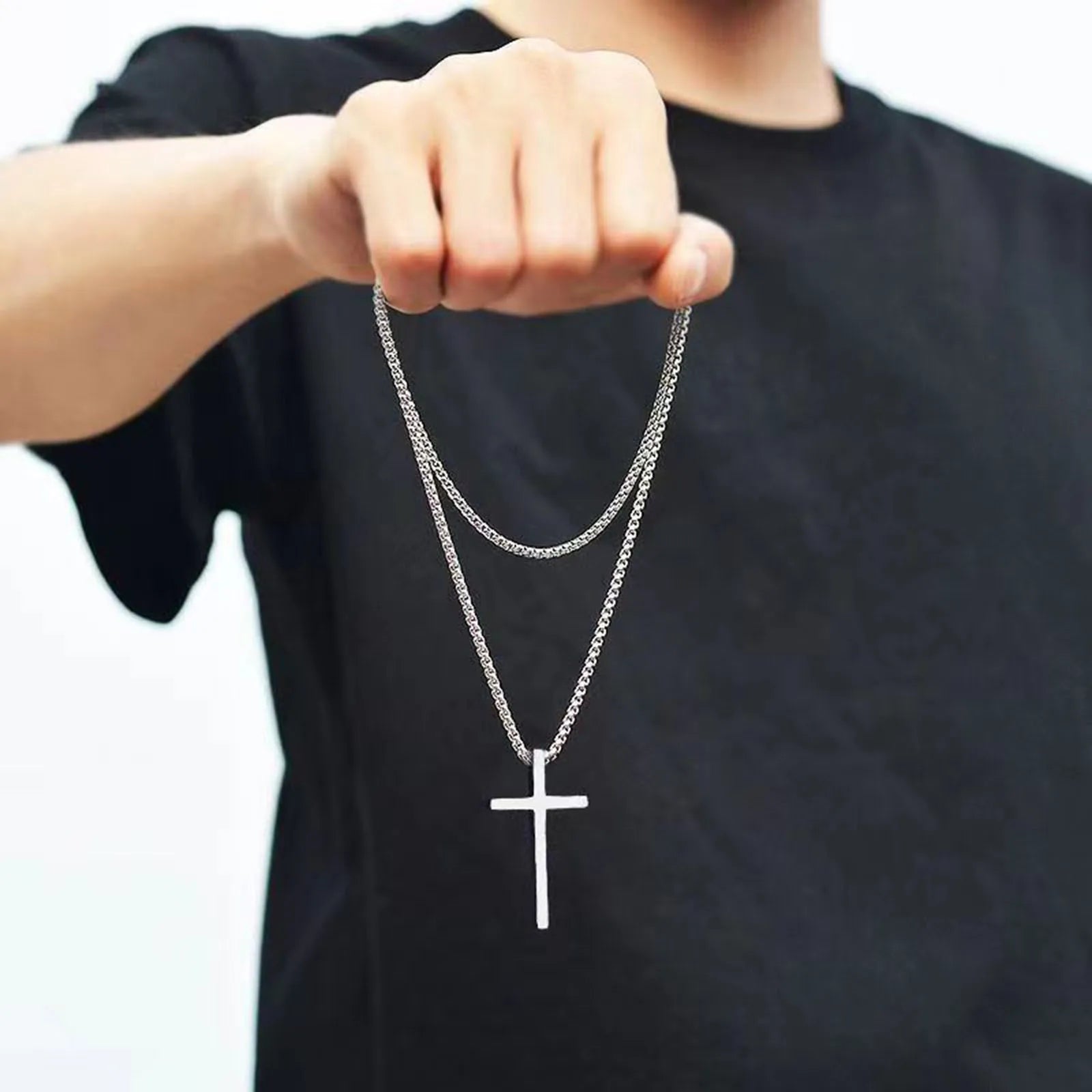 Colar de cruz Vnox