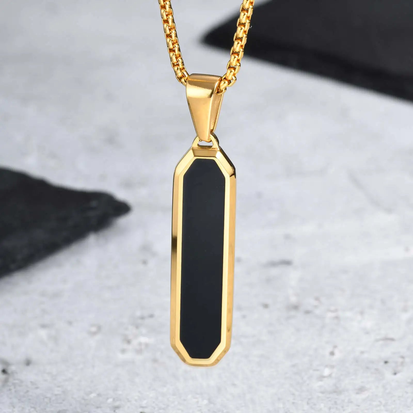 Colares casuais de esmalte preto para homens, colar com pingente quadrado de aço inoxidável à prova d'água, colar masculino simples da moda, presente de joia